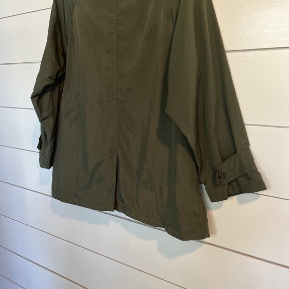 Eddie Bauer Rain Jacket Women’s Hunter Green Lightweight Size Petite Medium - Picture 9 of 9